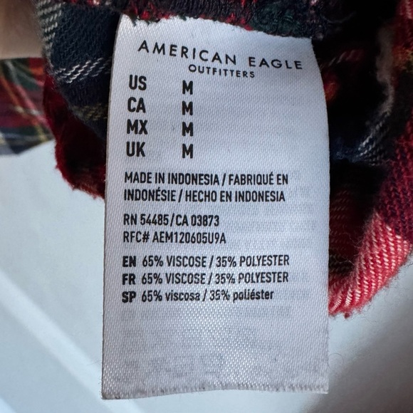 American Eagle Soft Plaid Boyfriend Flannel Shirt Cozy Fall Top Red Navy White M - Picture 6 of 7